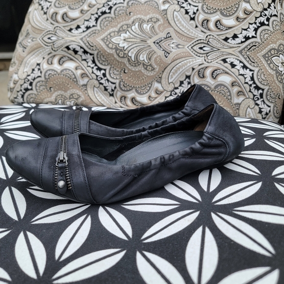 Black Paul Green Townsend Flats - Picture 1 of 5